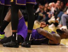 兰博电竞- 詹姆斯遭遇二十连败,巴塞罗那教练面临压力了吗 