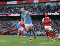 Lanbo-包含哈兰德连续十二场比赛得分超过绝杀，利物浦挑战极限！的词条