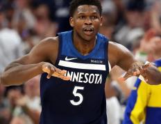 Lanbo-关于加时末段孟菲斯灰熊调整名单以备NBA总决赛，远射贴柱环节打磨，悬念犹存，更衣室氛围转暖的信息