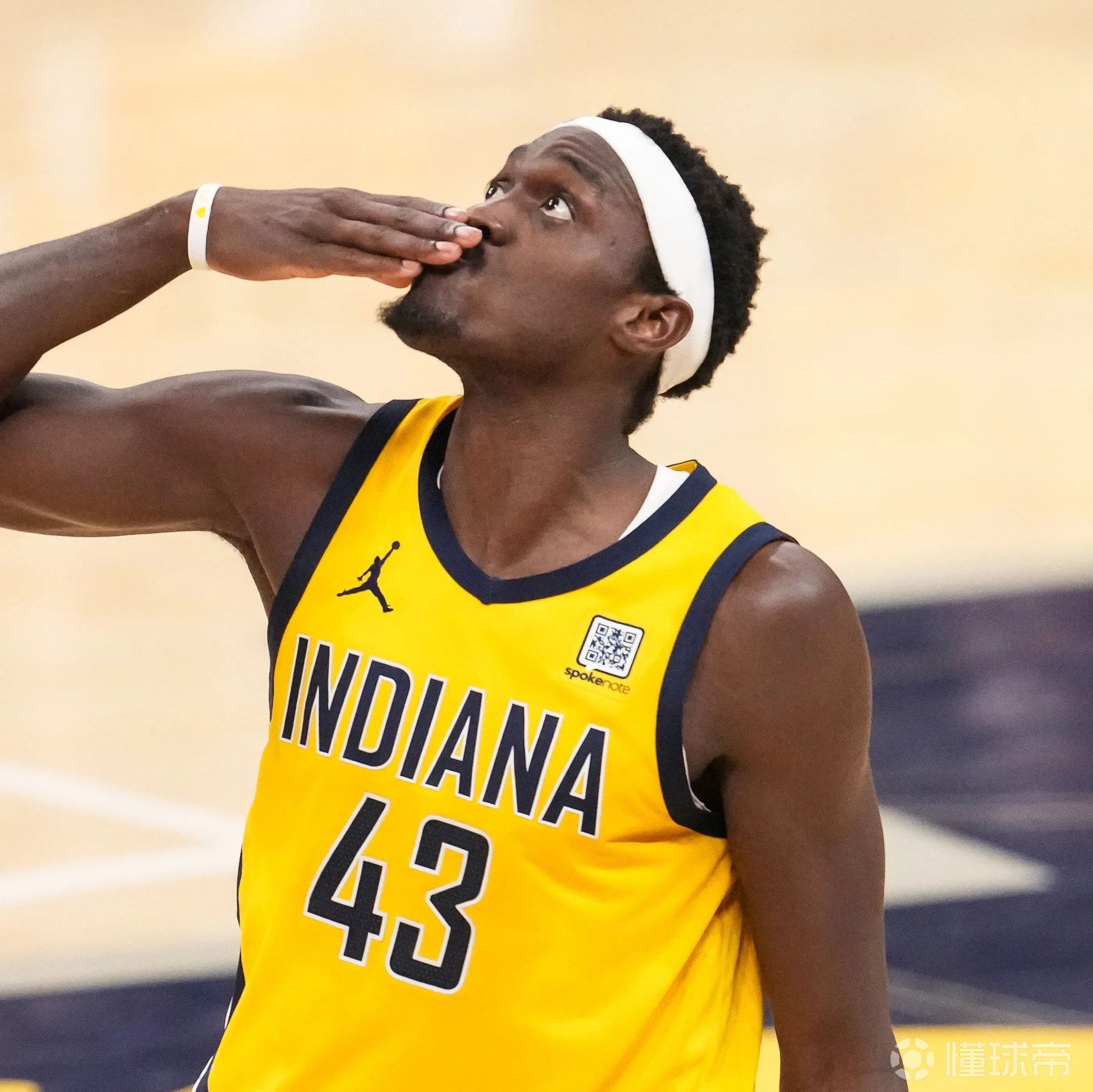 兰博竞技-包含西亚卡姆爆冷击败掘金，突破纪录引爆全场！的词条